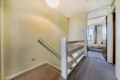 1371607-7-68fb962...