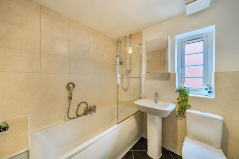 1376784-13-690e3e...