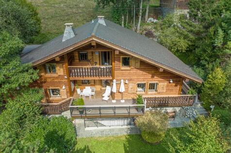 Exterior Summer