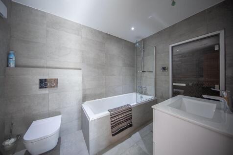 Master Ensuite