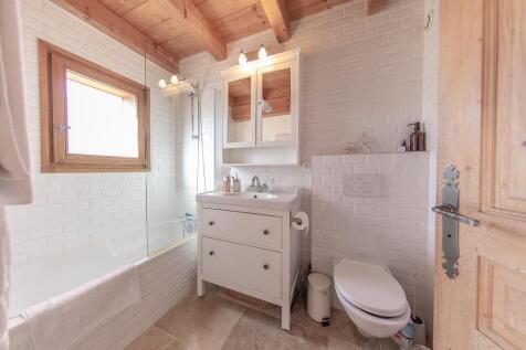 Master Ensuite 