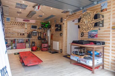 Workshop/Garage 