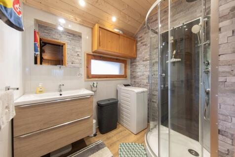GF Bathroom