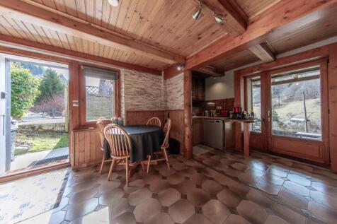 Lower Kitchen