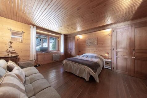Lower Bedroom