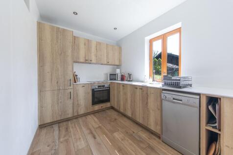 Lower Kitchen 
