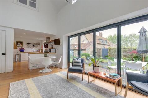 Vaulted Living Area