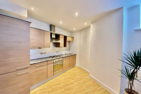 LOUNGE/DINER/KITCHEN