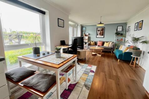 LOUNGE/KITCHEN/DINER