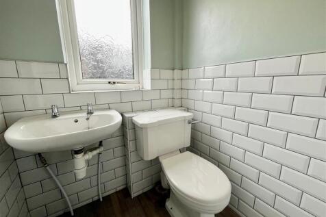 DOWNSTAIRS W.C.