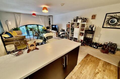 LOUNGE/KITCHEN/DINER