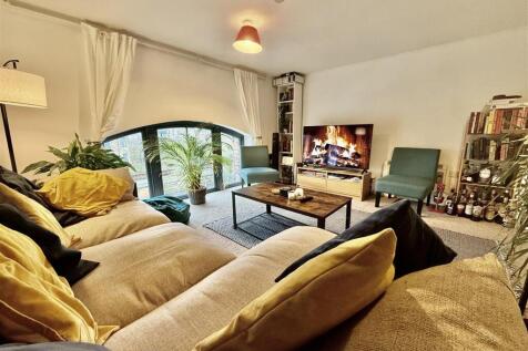 LOUNGE/KITCHEN/DINER