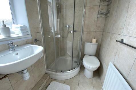 Shower Room.jpeg