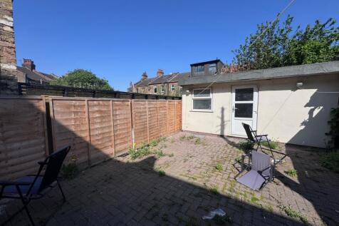 Garden - E10