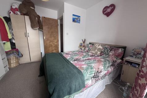 Bedroom (1) (1)