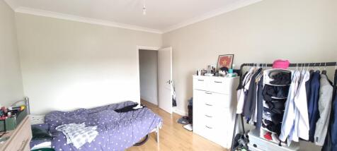 Bedroom 1 (1)