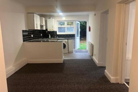 St Albans Kitchen Di