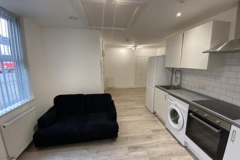 4 Nash Living Room 3