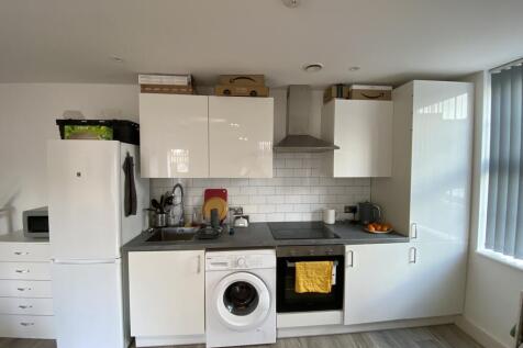 2 Nash Kitchen Cabin