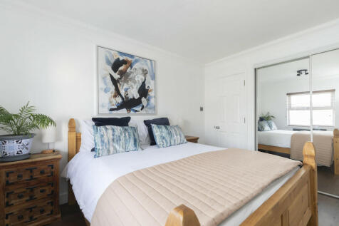 32 Grosvenor Plac...