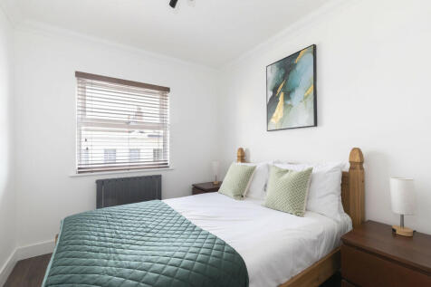 32 Grosvenor Plac...