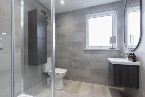 4 Castleton Villa...