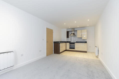Flat 5, Bluestone...