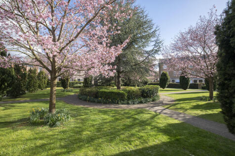 Brookbank Close-2...