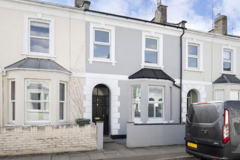 9 Leighton Road-0...