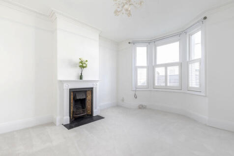 9 Leighton Road-0...