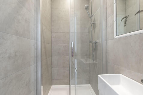 9 Leighton Road-1...