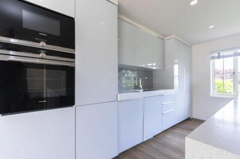 1 Creese Cottage-...
