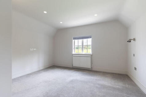 1 Creese Cottage-...
