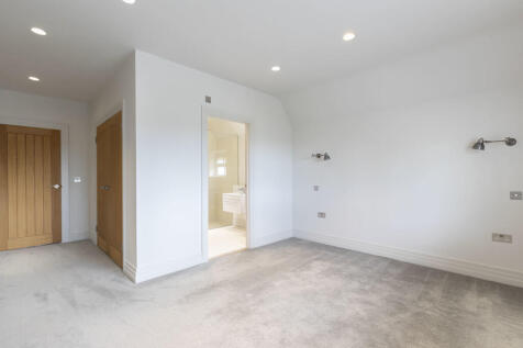 1 Creese Cottage-...