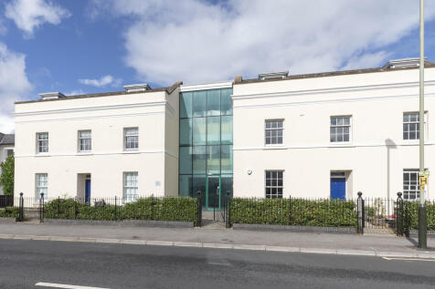 Flat 8, Regency S...