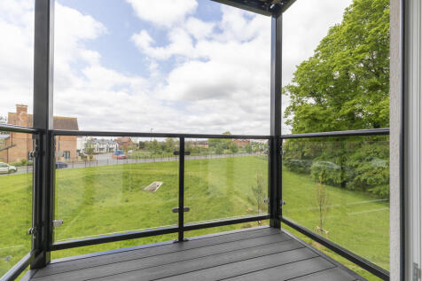 Flat 11, Ridge Cl...
