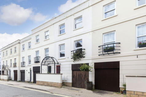 32 Grosvenor Plac...