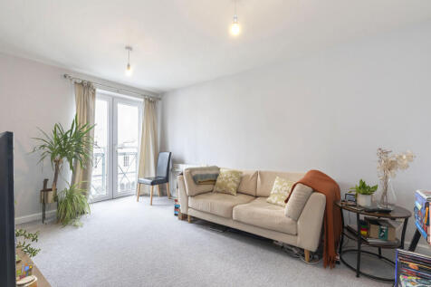 Sheldons Court-02