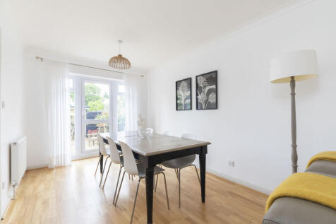 58 St Stephens Rd...