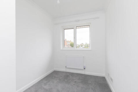 137 Mandarin Way1...