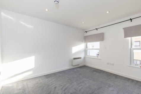 Flat 5, Bath Hous...