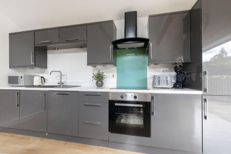 Yew Tree Cottage-...