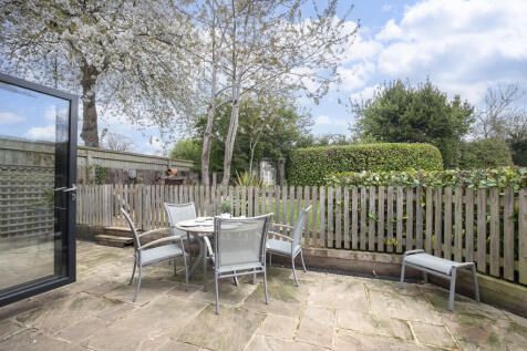 Yew Tree Cottage-...