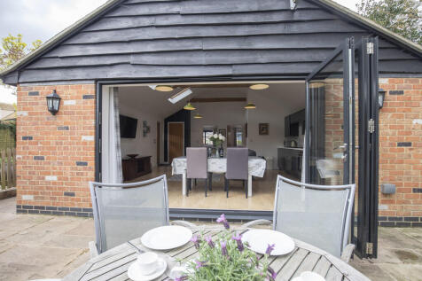 Yew Tree Cottage-...