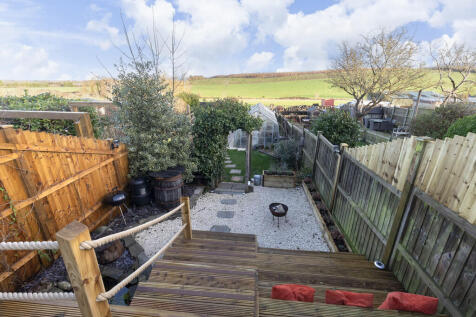 8 Guestriss Cotta...