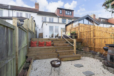 8 Guestriss Cotta...