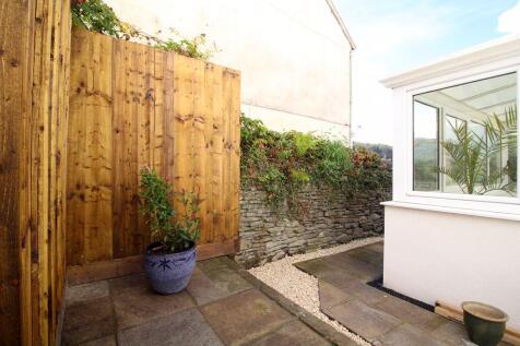 Patio/BBQ Area