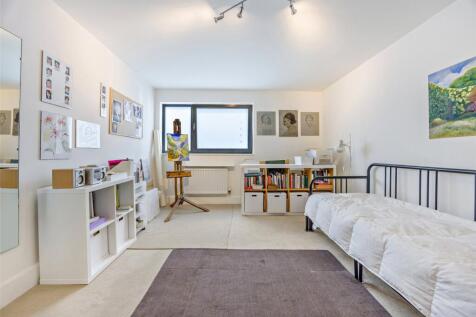 Double Bedroom 2