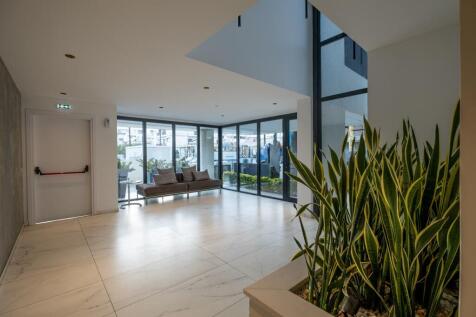 Property Image 32