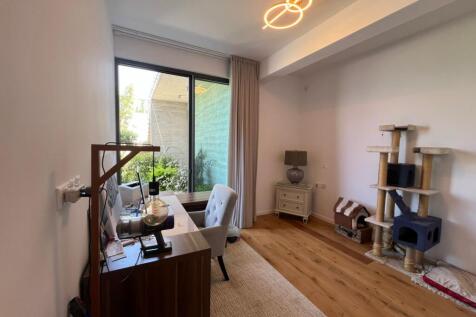 Property Image 39